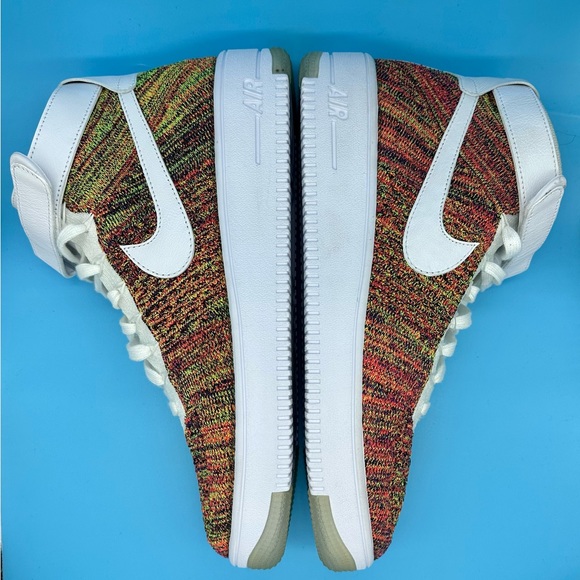 Nike Air Force 1 Ultra Flyknit Mid - Picture 4 of 8